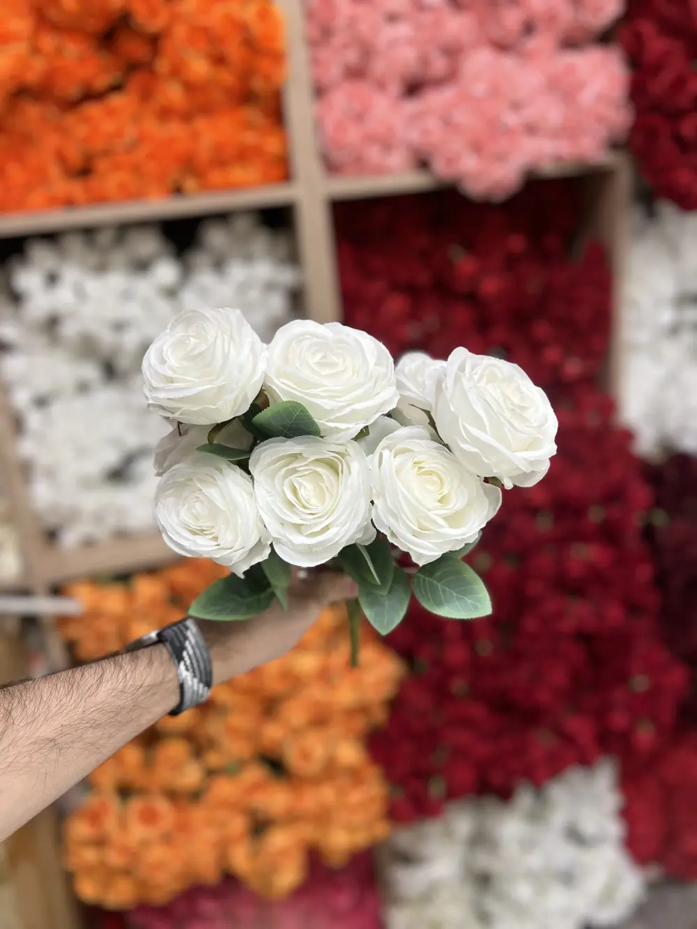 جوري 9 وردة  اوف وايت